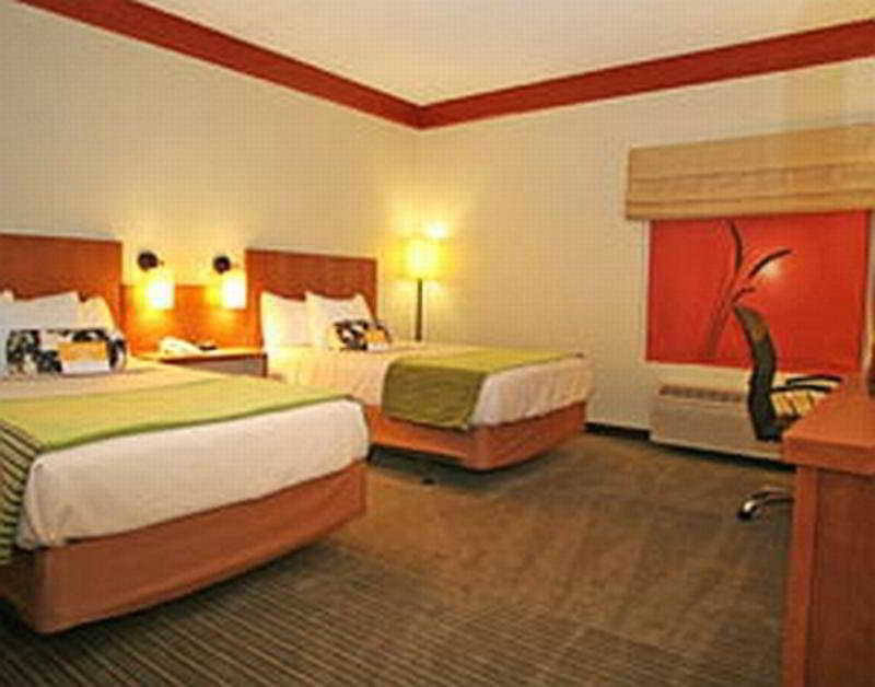 La Quinta By Wyndham Dallas Plano West מראה חיצוני תמונה